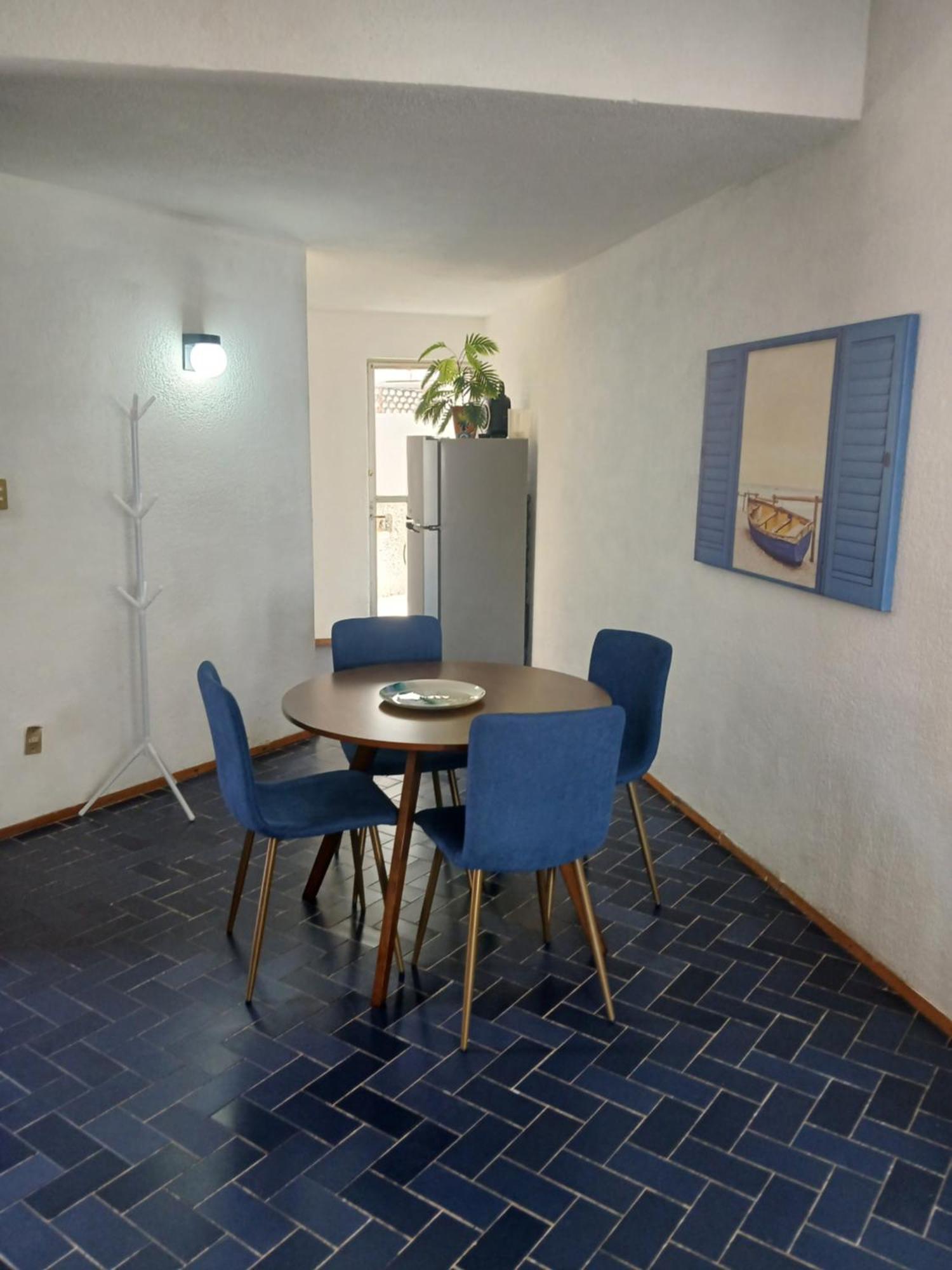 Leona Bed & Breakfast *